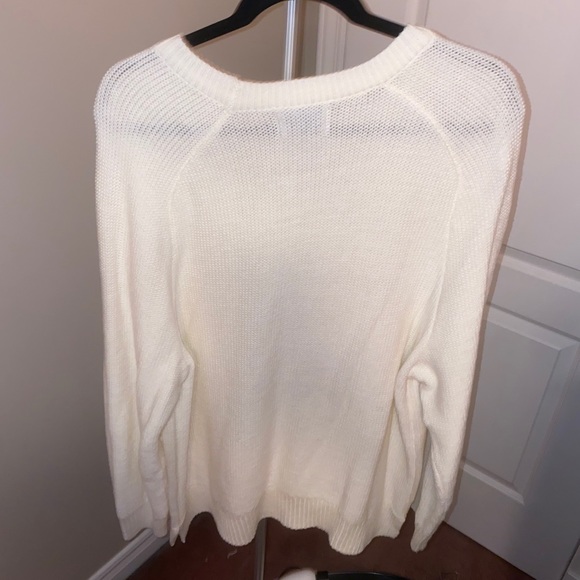 Old Navy sweater - Picture 7 of 8